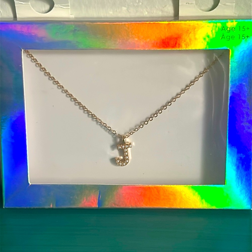 New Faux Pearl Encrusted “J” Initial Pendant Fashion Gold Tone Chain Necklace
